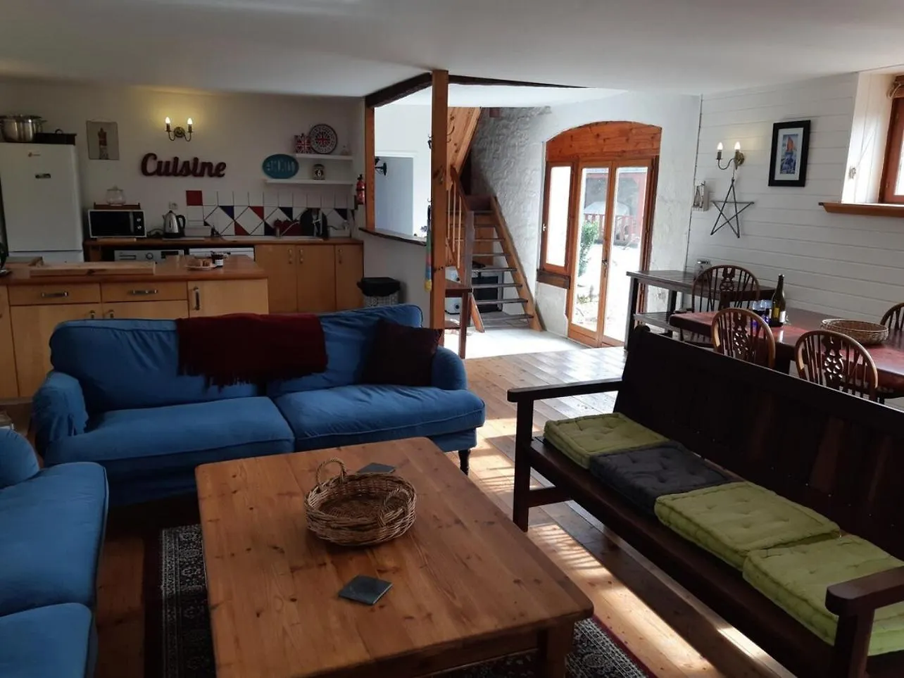 Kerjeffredic Villa Bignan 0*,  France
