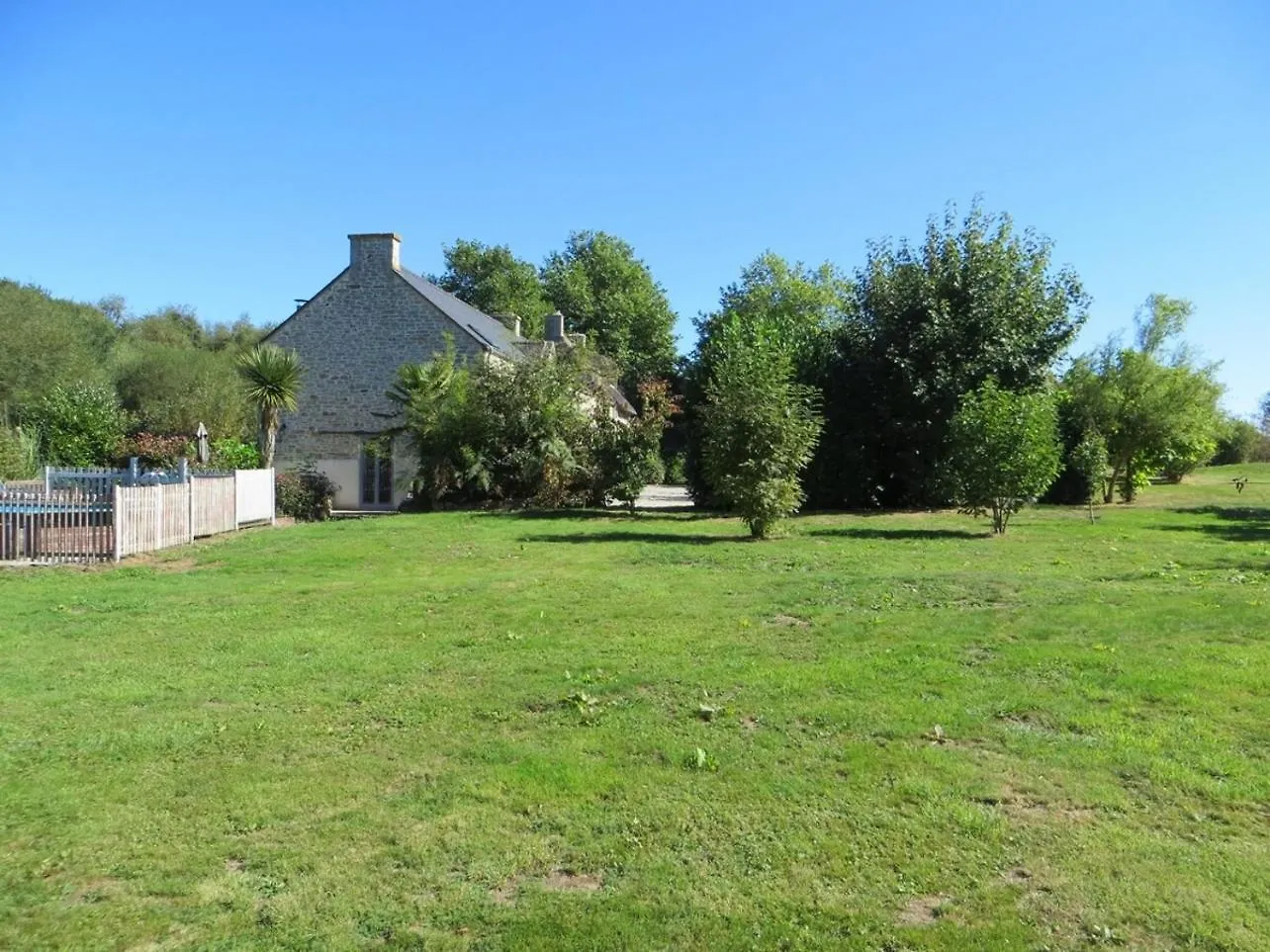 Kerjeffredic Villa Bignan